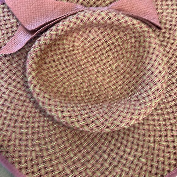 Jessica Simpson Rose color straw hat with bow beach hat - Picture 5 of 5